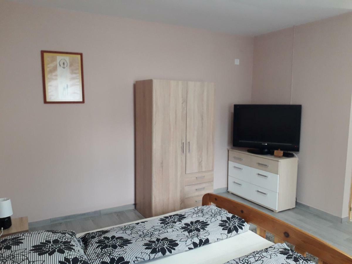 Aquatherma Apartman Sárospatak Exterior foto